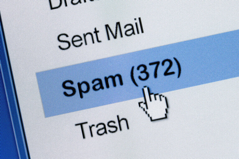 An email folder titled "spam" with 372 emails